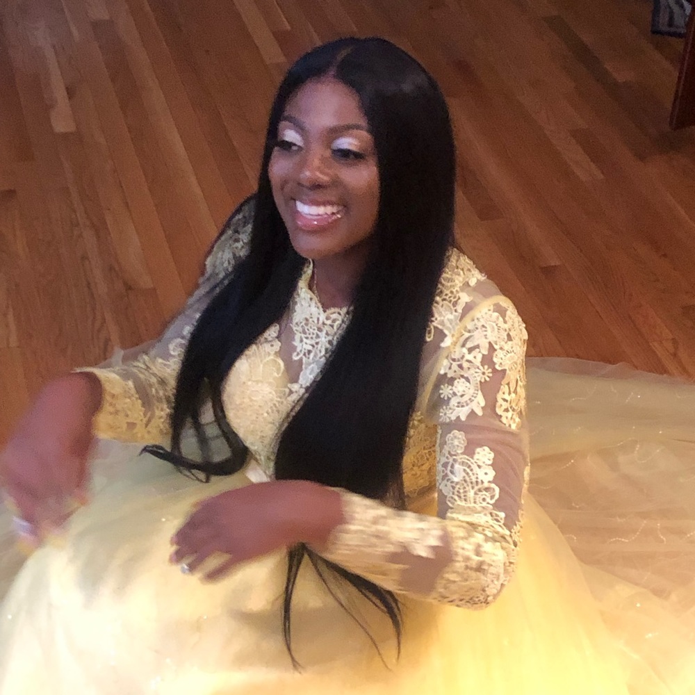 Meet your Posher, Taylor